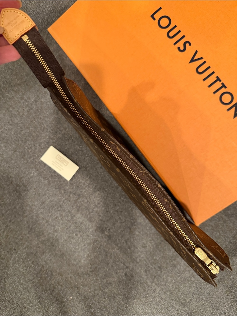 Louis Vuitton Monogram Canvas Toiletry 26 - Picture 6 of 16
